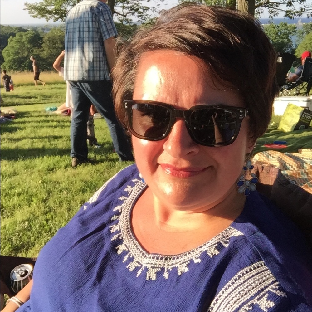 Meet your Posher, Angela